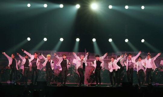 SEVENTEEN Brings Together 30,000 Fans For 