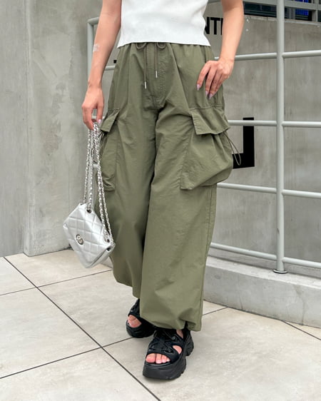 ドローコードポケットナイロンカーゴパンツ／A｜INGNI(イング) 公式