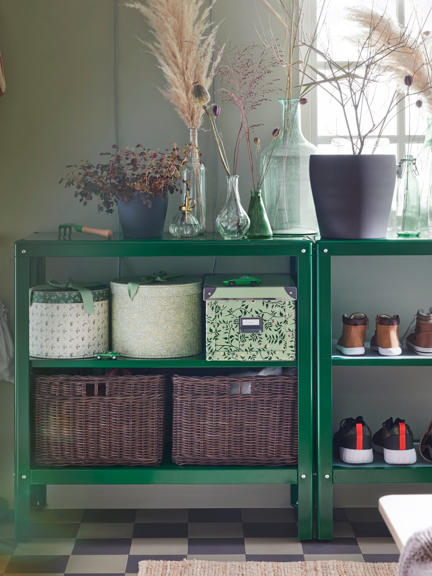 家族全員の収納をコーディネートした玄関 | IKEA【公式】 - IKEA