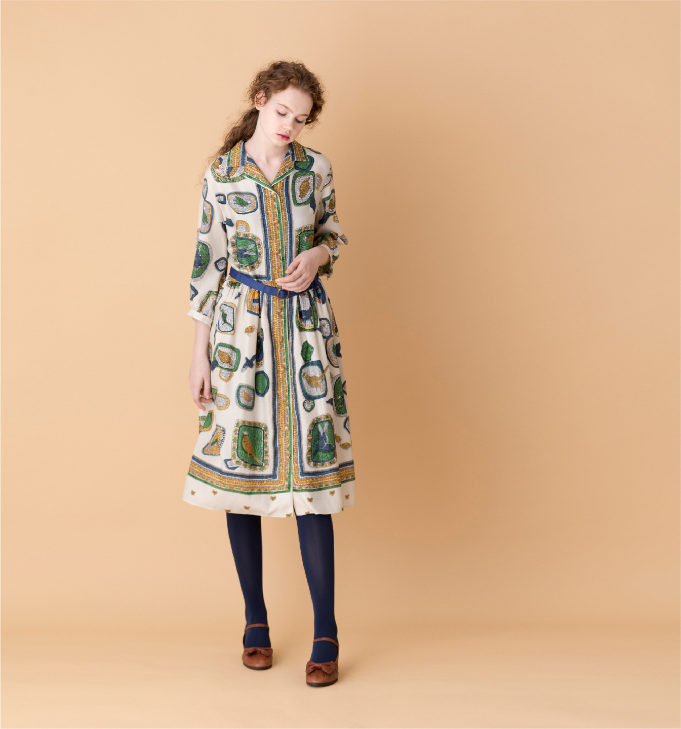 Bird's scarf | Jane Marple Official Web Site | St.Mary Mead