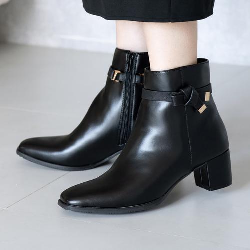 ノットリボン2WAYショートブーツ(M ブラックスエード): ブーツ