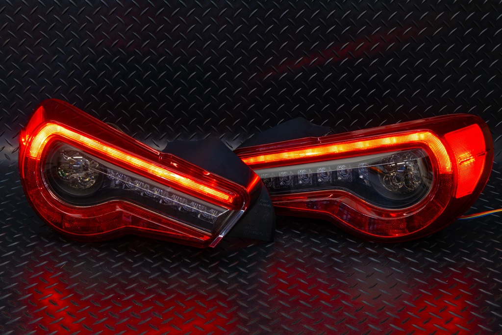 ZN6 86 シーケンシャルウインカー加工LEDテールランプ MA27S ソリオ