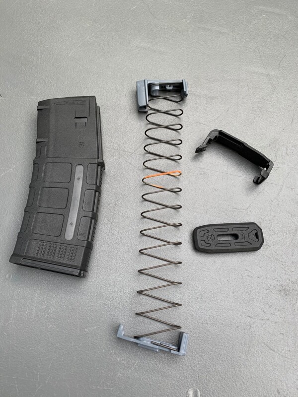 米軍実物 MAGPUL PMAG 30 GEN M3 AR-15/M4/M16 30連マガジン WINDOW 両