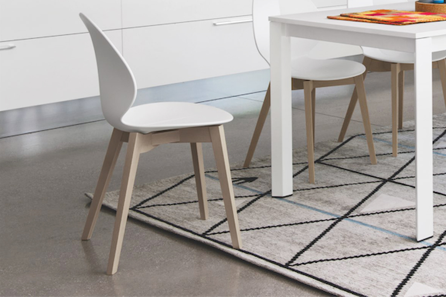 カリガリス バジル ダイニングチェア(木脚) ／ Calligaris BASIL