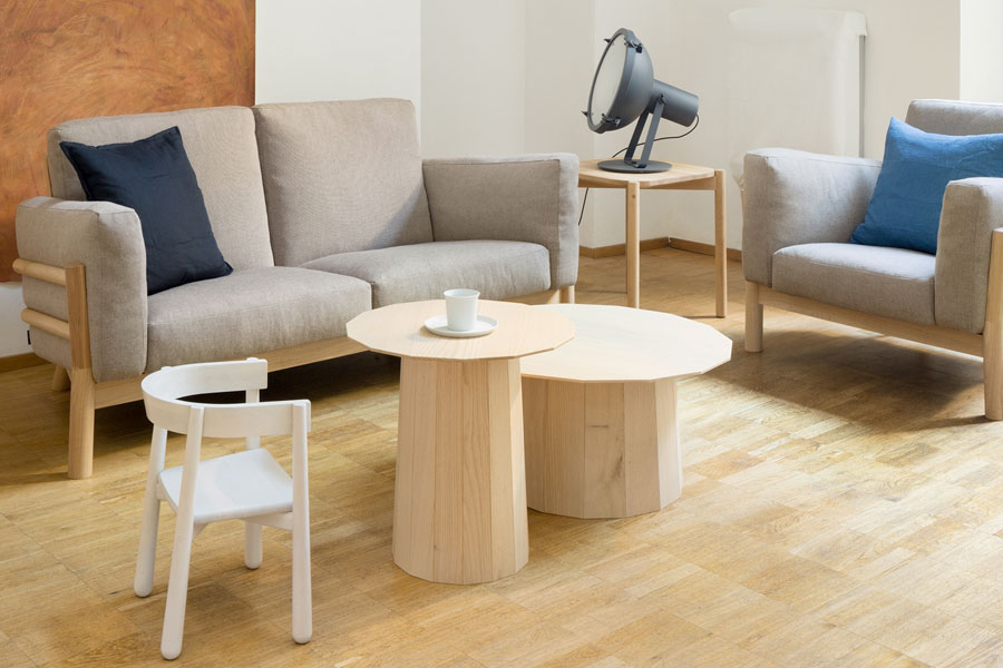 KARIMOKU NEW STANDARD (カリモクニュースタンダード) COLOUR WOOD