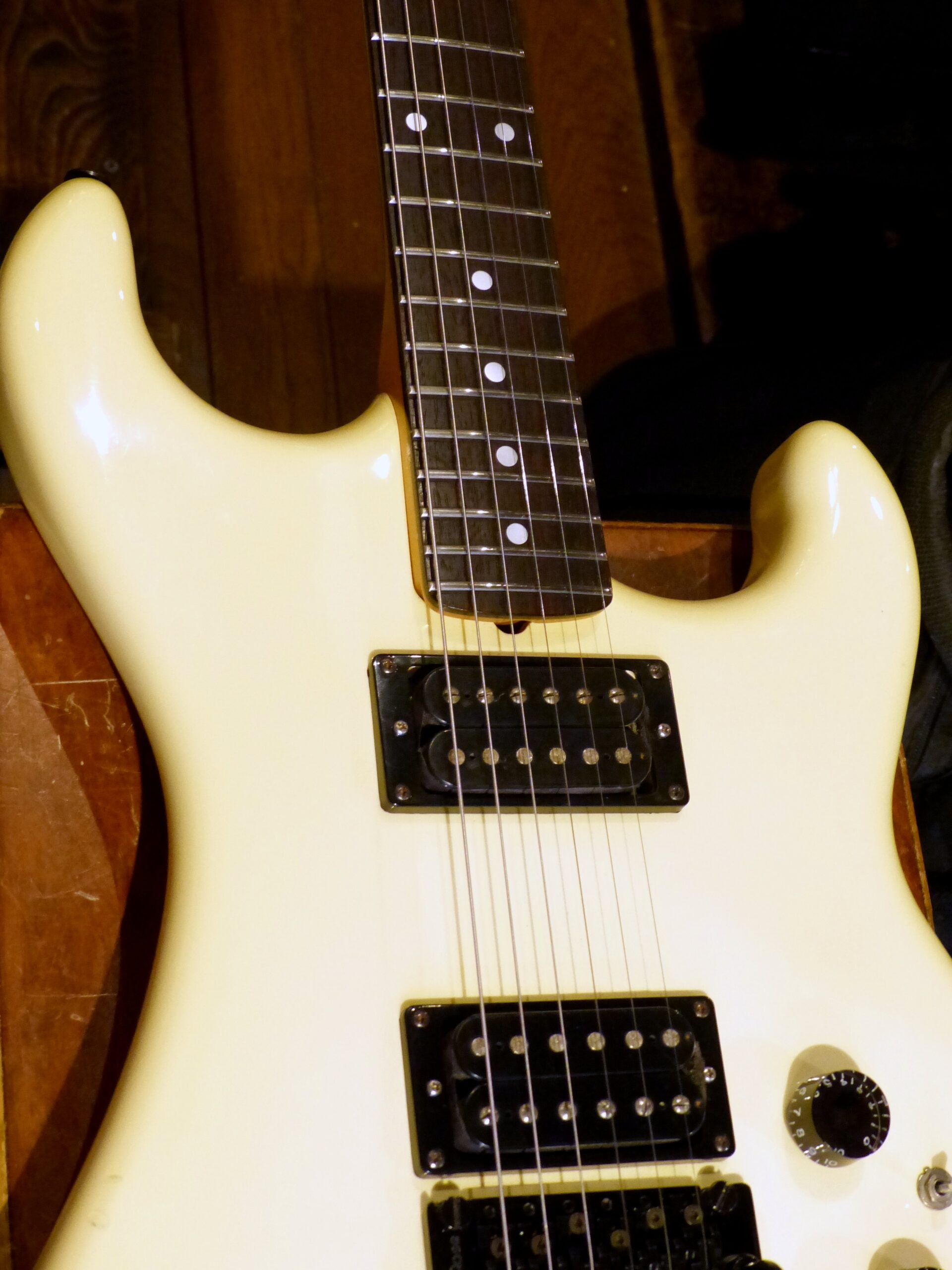 Kramer '91 JK-2000 – 京町家のギターショップ ライトニン