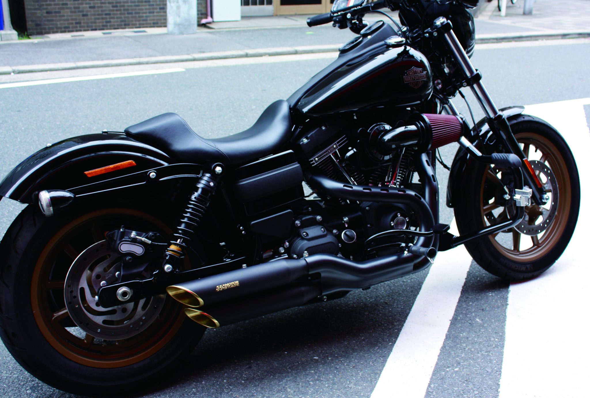 ハーレー｜ダイナファミリー用マフラー ベビーブラス 63・76シリーズ