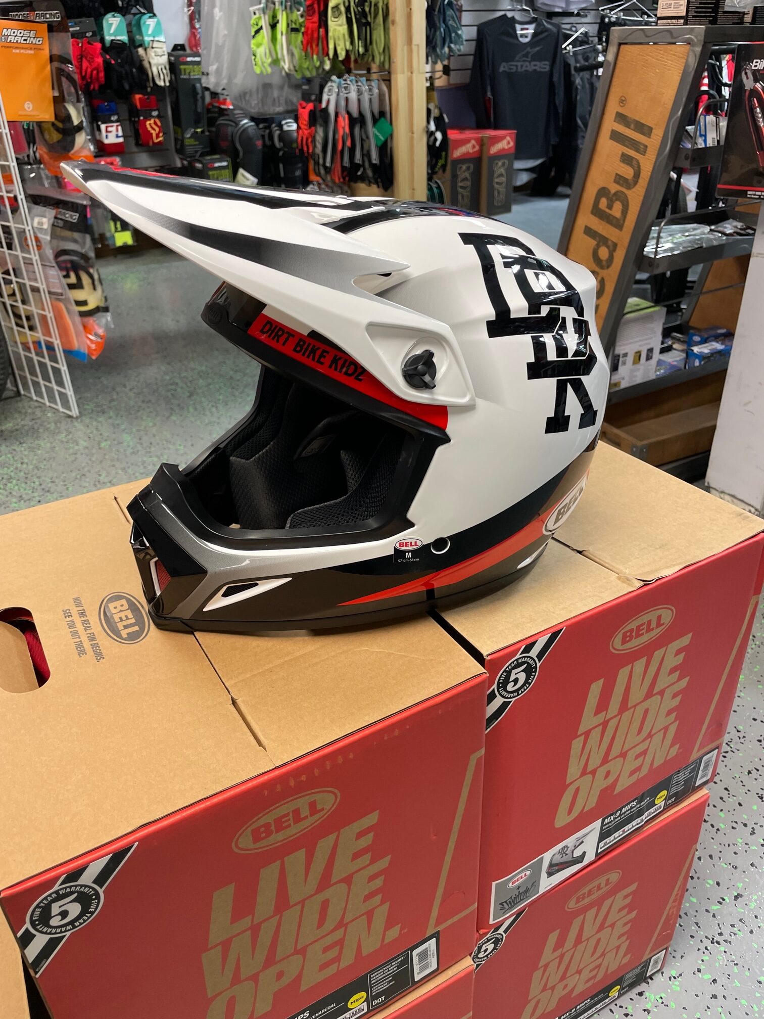 Bell MX-9 MIPS Adult Mx Helmet - Twitch DBK Blk/Wh - Motoxtremes