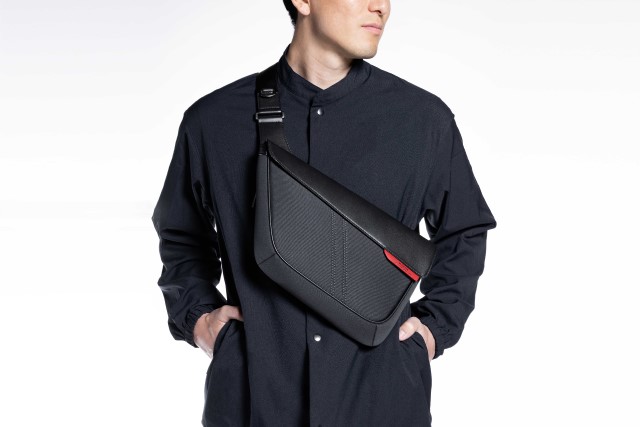 クロスボディバッグ BLACK/RED