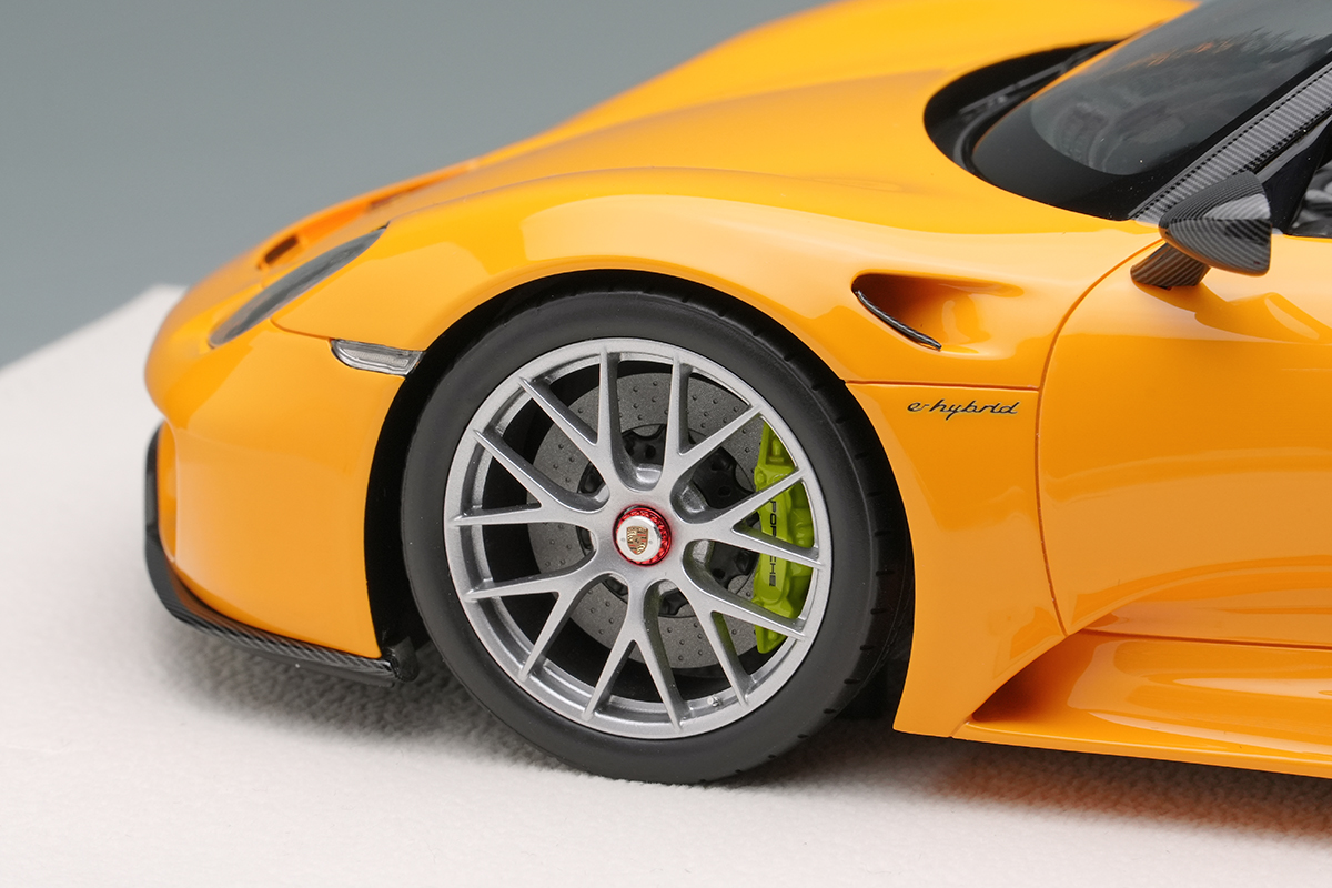 Make Up Co., Ltd. / Porsche 918 Spyder Weissach package 2011