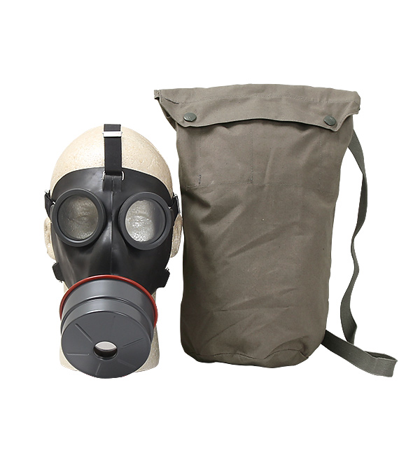 スイス軍 M-71 ガスマスクセット/バッグ付/実物・準未使用