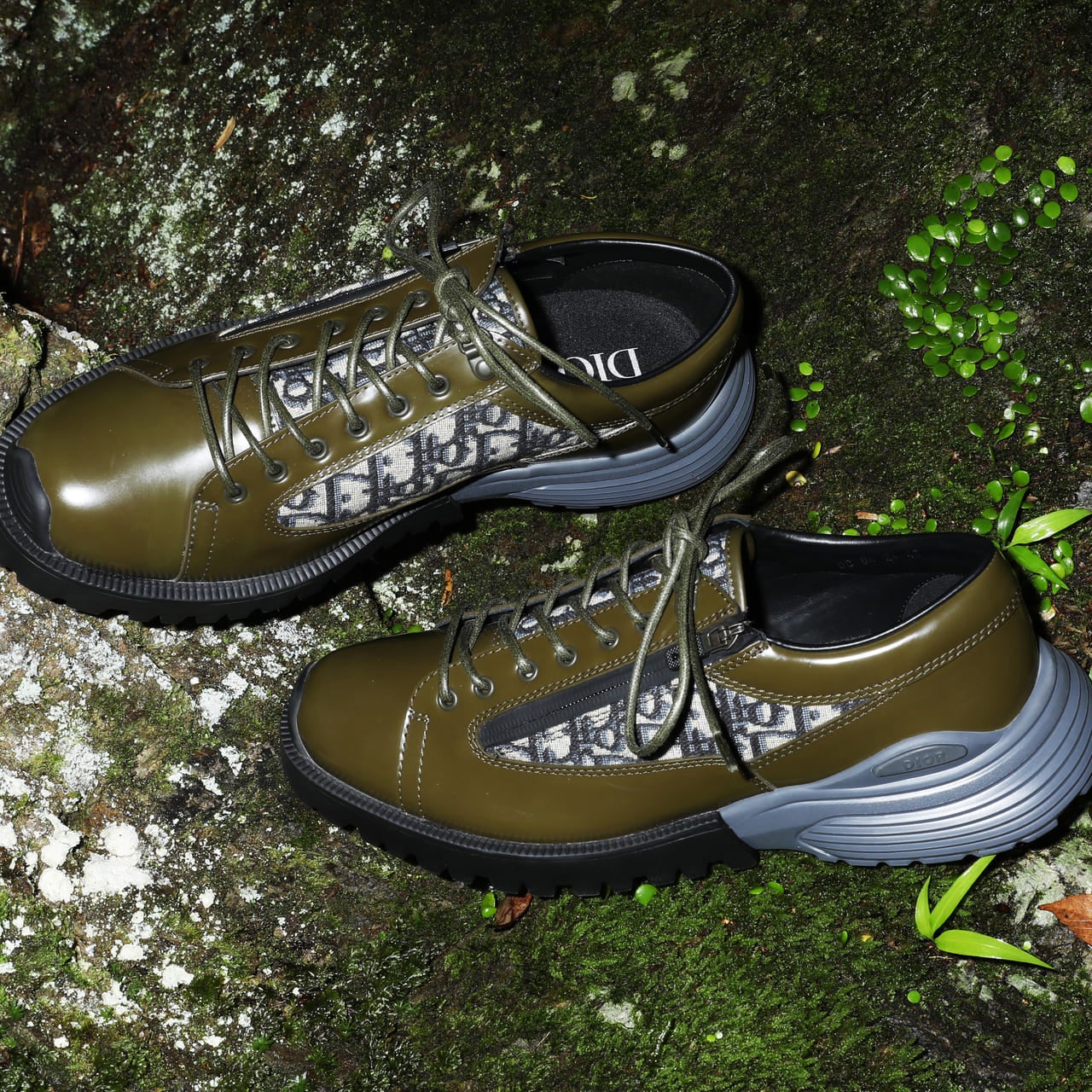 あえてホースビット ローファーじゃない「グッチ」や「エムエム6