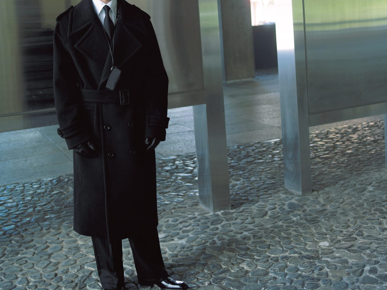 サンローラン」のオーバーサイズコートが秋に買うべき本命アウター