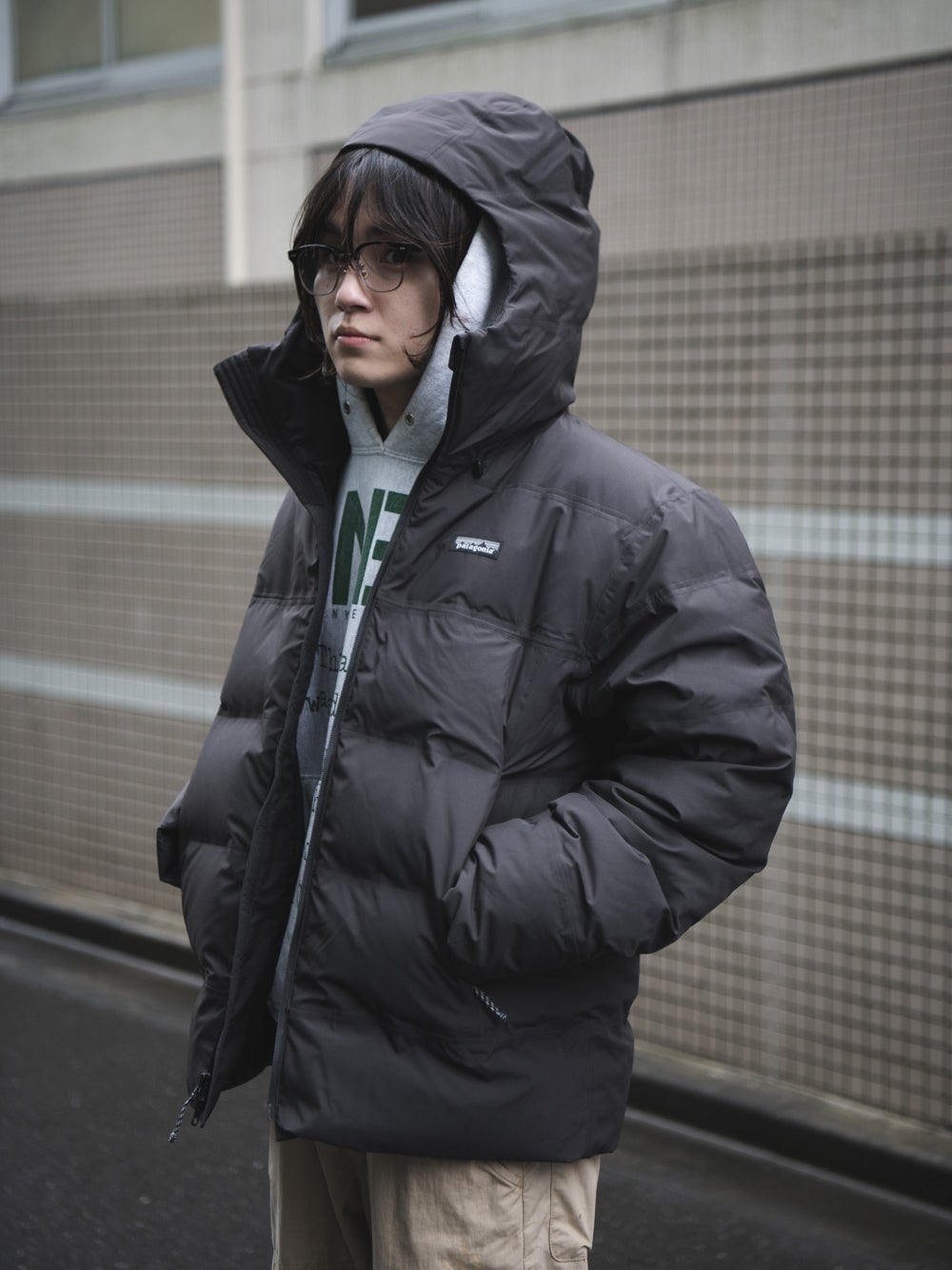 パタゴニア」のダウンを主役に“ジーンズじゃない”「リーバイス®」で