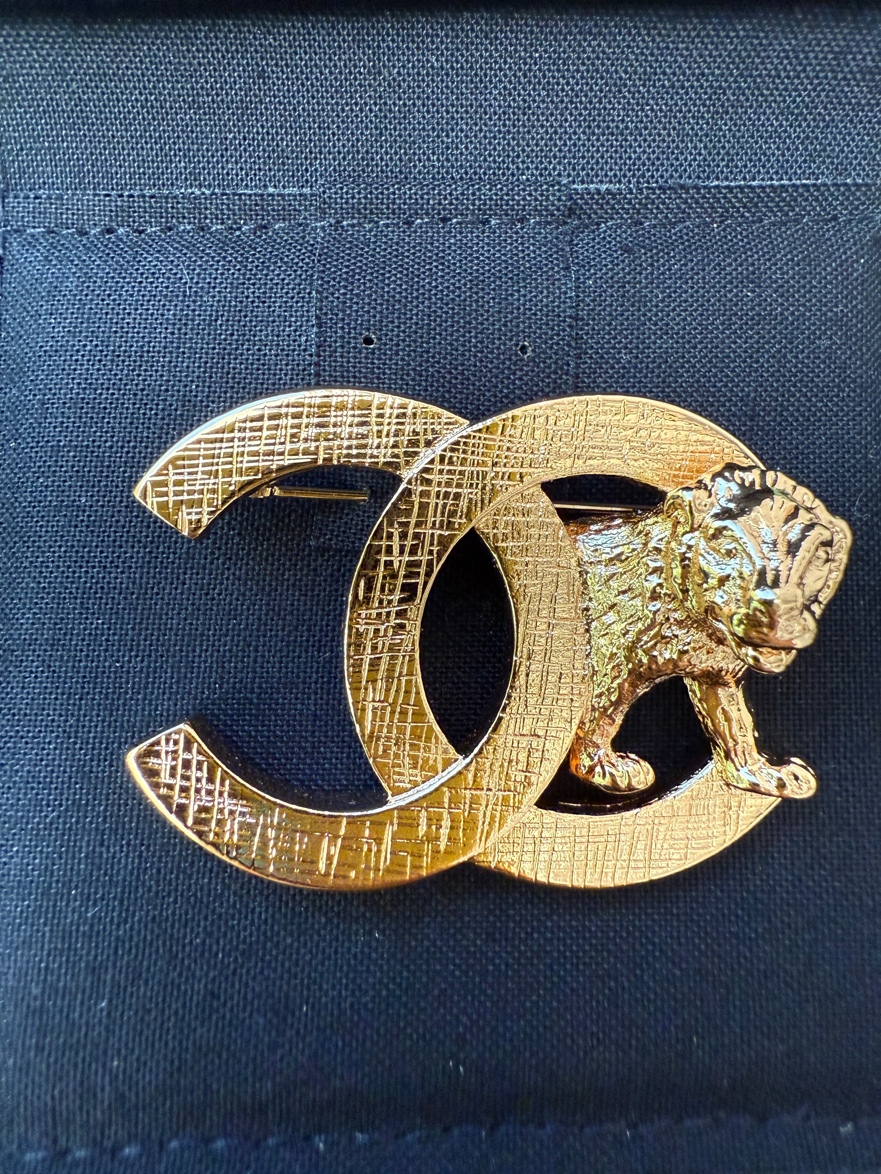 Chanel CC Gold Tone Golden Logo Lion Metal Classic Brooch 22A Pin