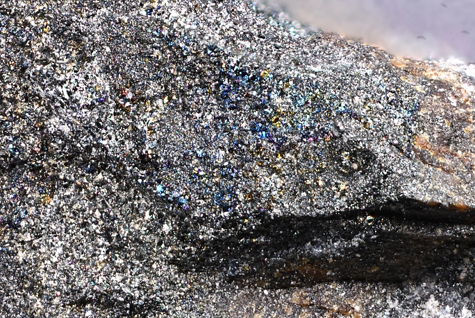 Jacobsite-Q: Mineral information, data and localities.