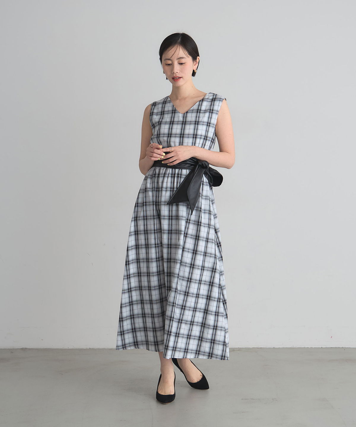 美香さん着用】レザーベルトチェックワンピース