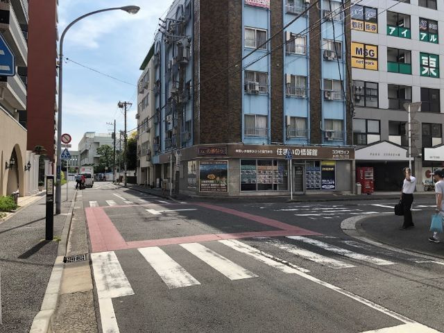 根岸駅から徒歩で行く |【公式】横浜樹木葬墓地磯子霊園