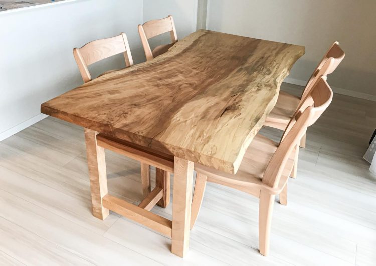 栃一枚板ダイニングテーブル 宮城県 A様邸 | 仙台箪笥専門店 欅