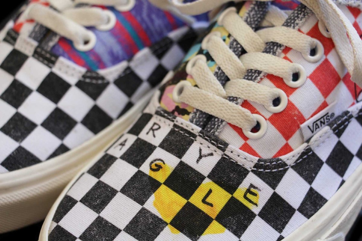 VANSバンズ×STRANGER THINGS Surfer Boy Pizza チェッカーフラッグ