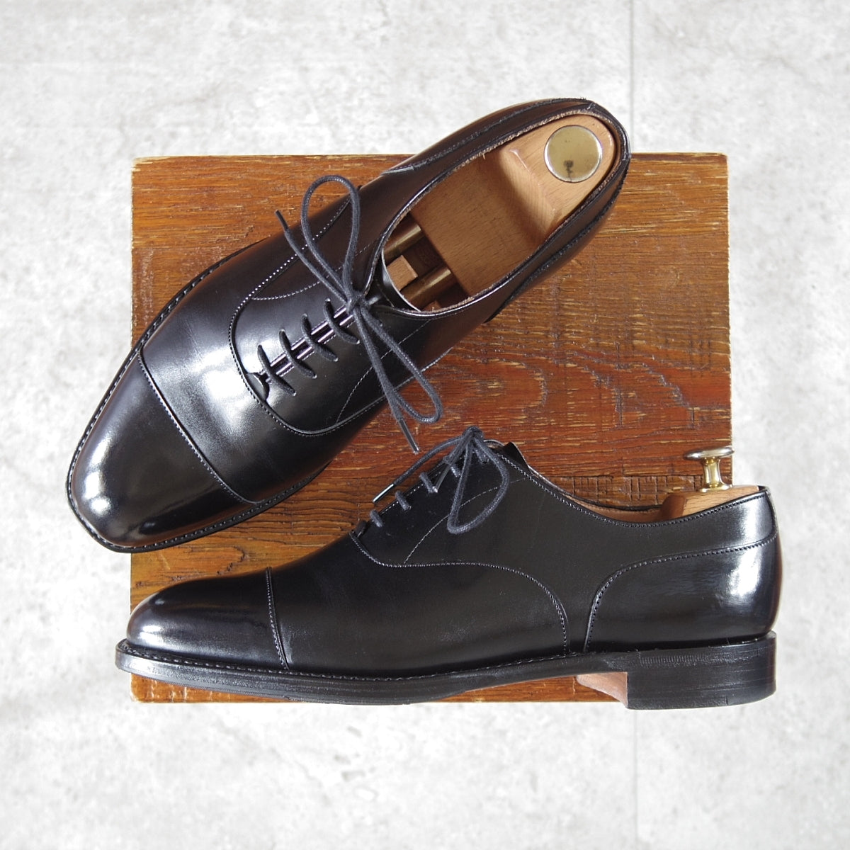 極上☆(英)チーニー 6.5EE【☆ストレートチップ/半カラス仕上げ