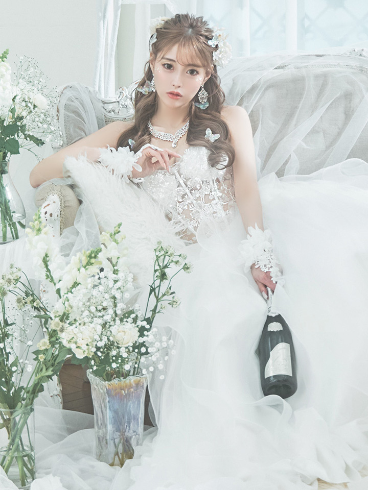 貴咲モエカ/関西コレクション着用】【Lip line/リップライン