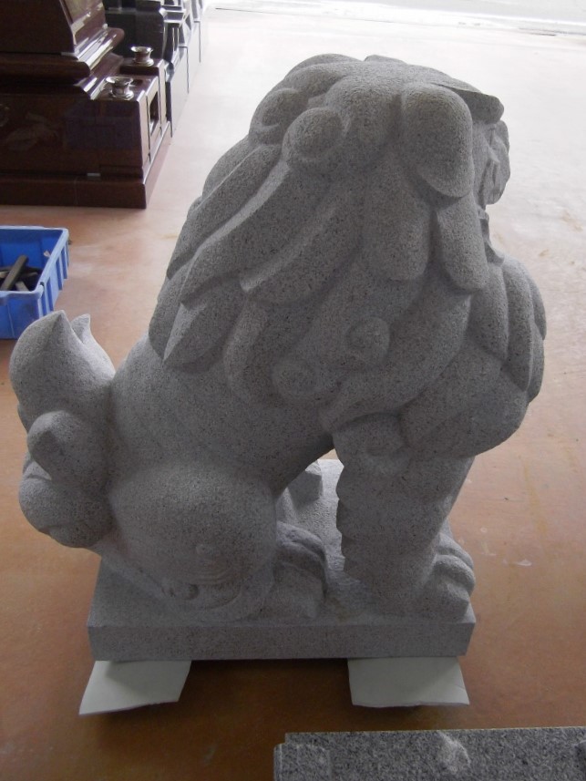 狛犬 古代型子付玉付の製品案内愛知県岡崎市の石灯篭・水鉢蹲など石材