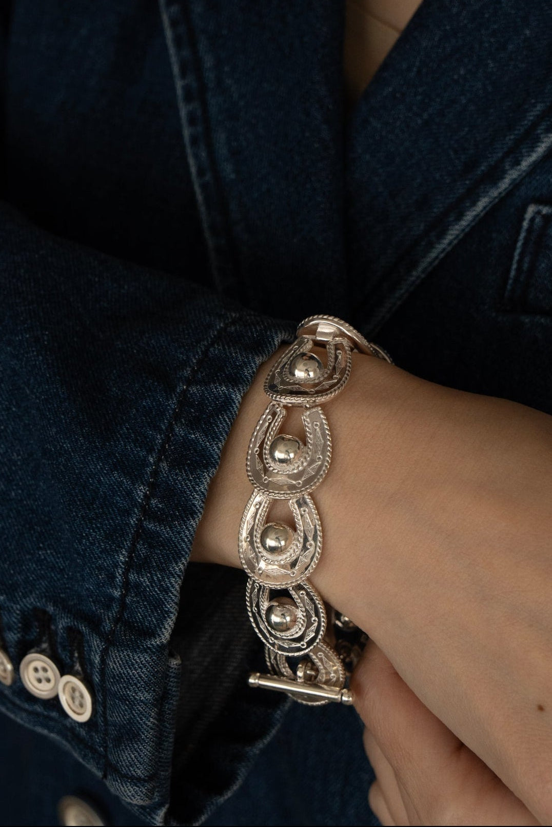 WAKAN SILVER SMITH ワカンシルバースミス Spirit Horse shoe Bracelet