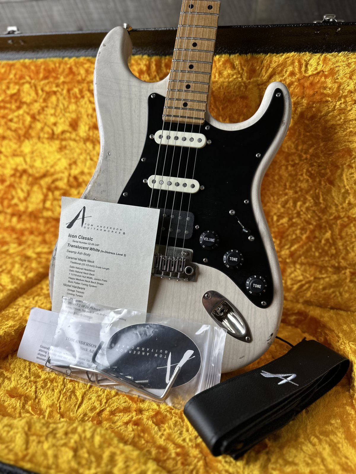 Used Tom Anderson Icon Classic - Satin Organic Grain White W/Brown