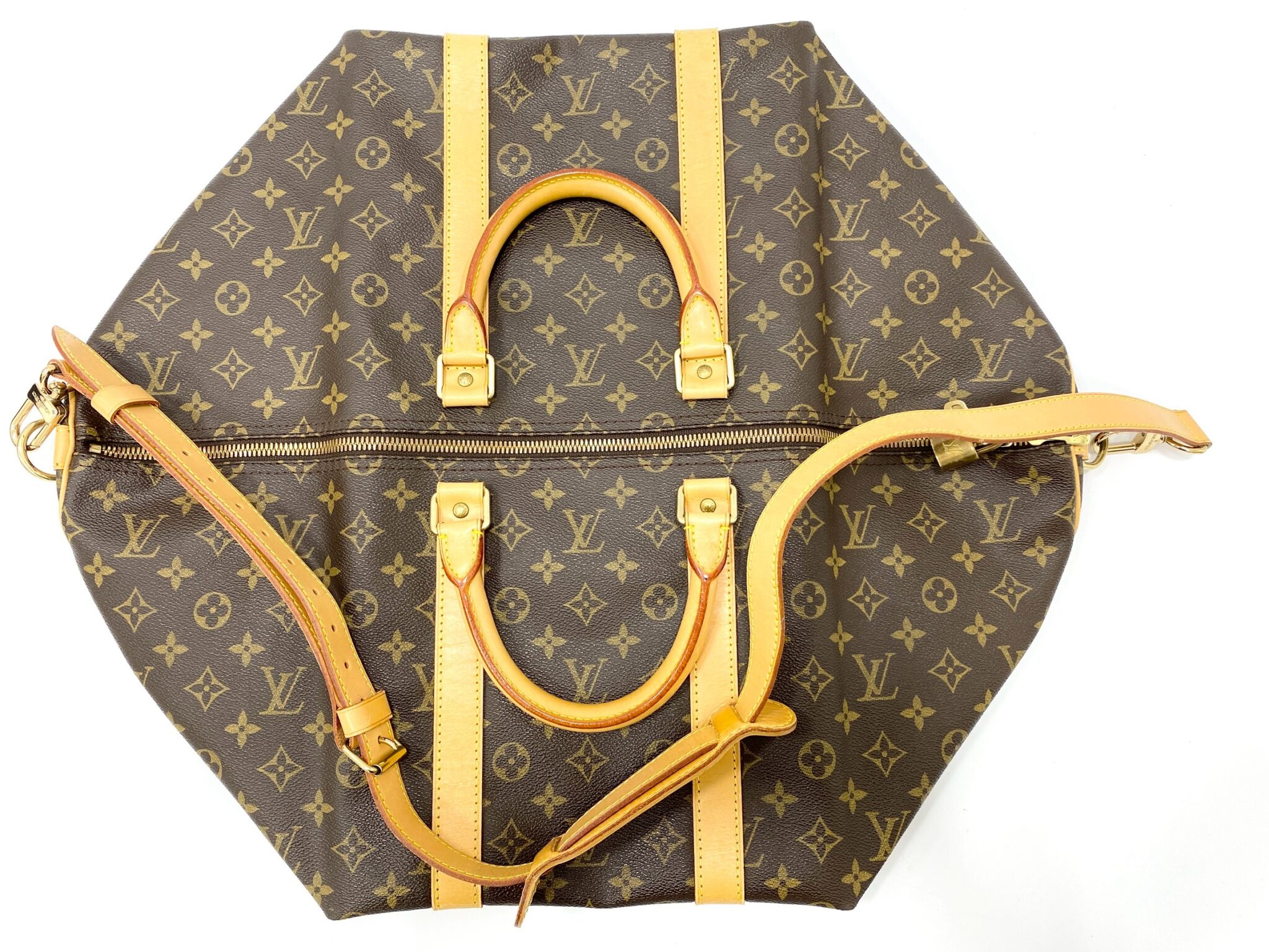 永遠の旅のアイコン！「ルイ・ヴィトン キーポル 50 バンドリエール