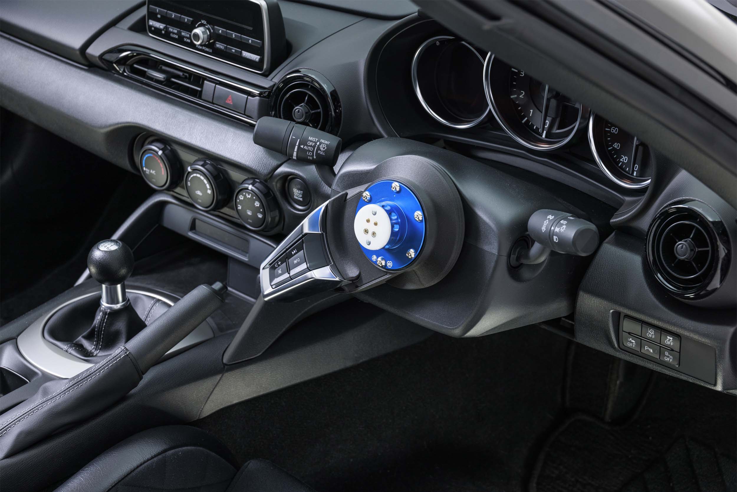 SRD（MAZDA）純正ステアリングスイッチ移設キット | worksbell