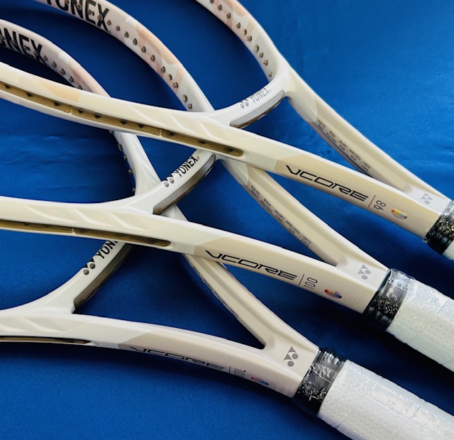 店舗ブログ☆ヨネックス V CORE シリーズ サンドベージュ 入荷しました