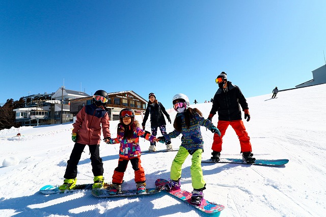 湯沢高原スキー場へ行く格安スキー・スノボツアー 2025-2026｜国内旅行