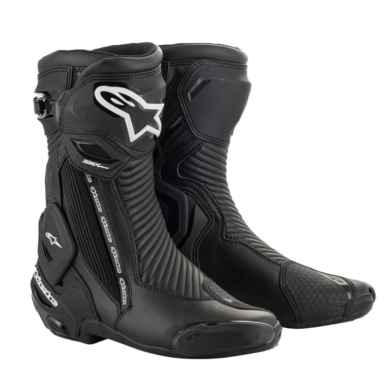 アルパインスターズから細部までこだわったレーシングブーツ『SMX PLUS