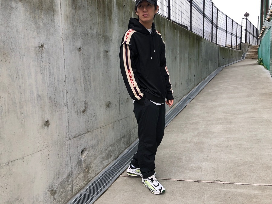 GUCCI / グッチから人気モデル、テクニカルジャージースウェットシャツ