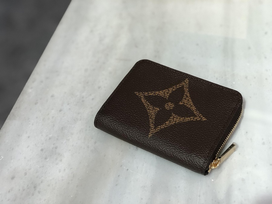 LOUIS VUITTON／ルイヴィトン】ジッピーコインパース(M69354）のご紹介