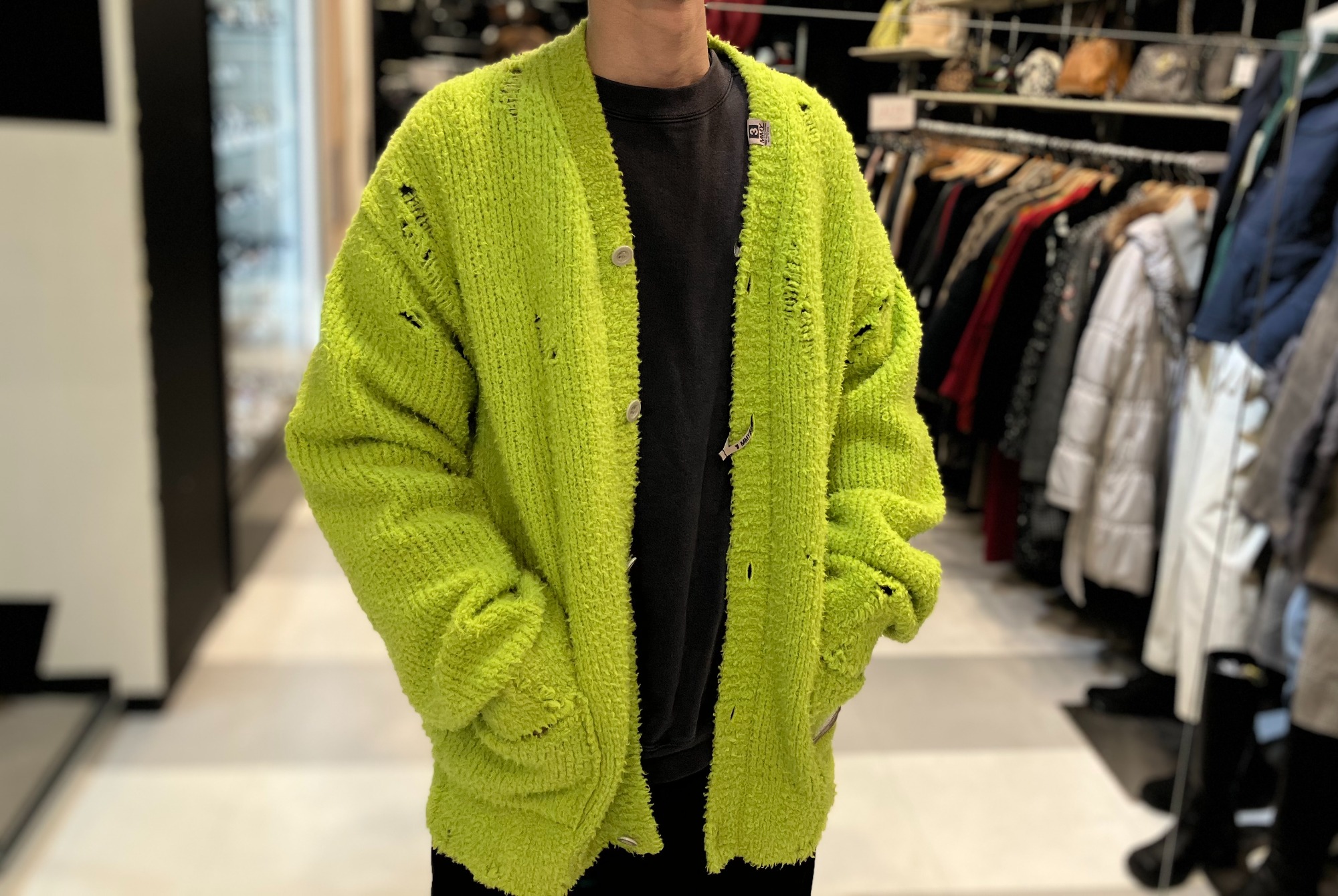 MIHARA YASUHIRO ×ミハラヤスヒロ】から「22AW Distressed Knit