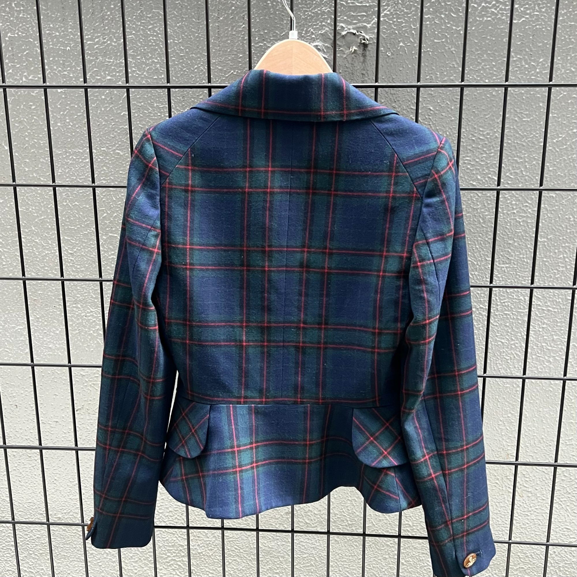 Vivienne Westwood/ヴィヴィアンウエストウッド】より【チェック柄ラブ