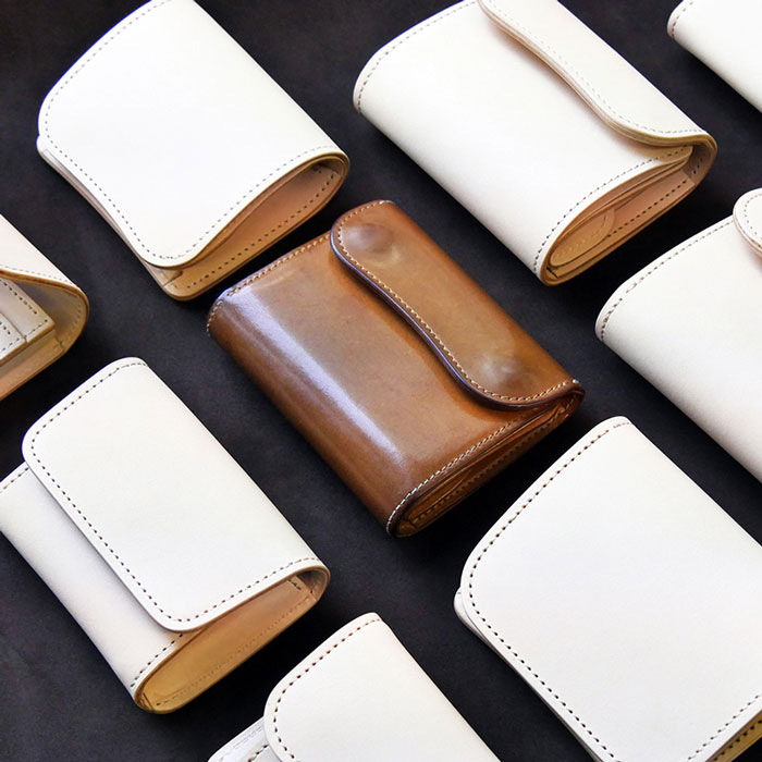 WILD SWANS（ワイルドスワンズ）CASA（カーサ）コンパクトウォレット