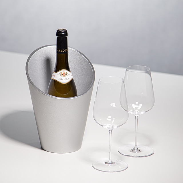 安心の日本製 高級アルミ製ワインクーラー KISENの紹介ページ