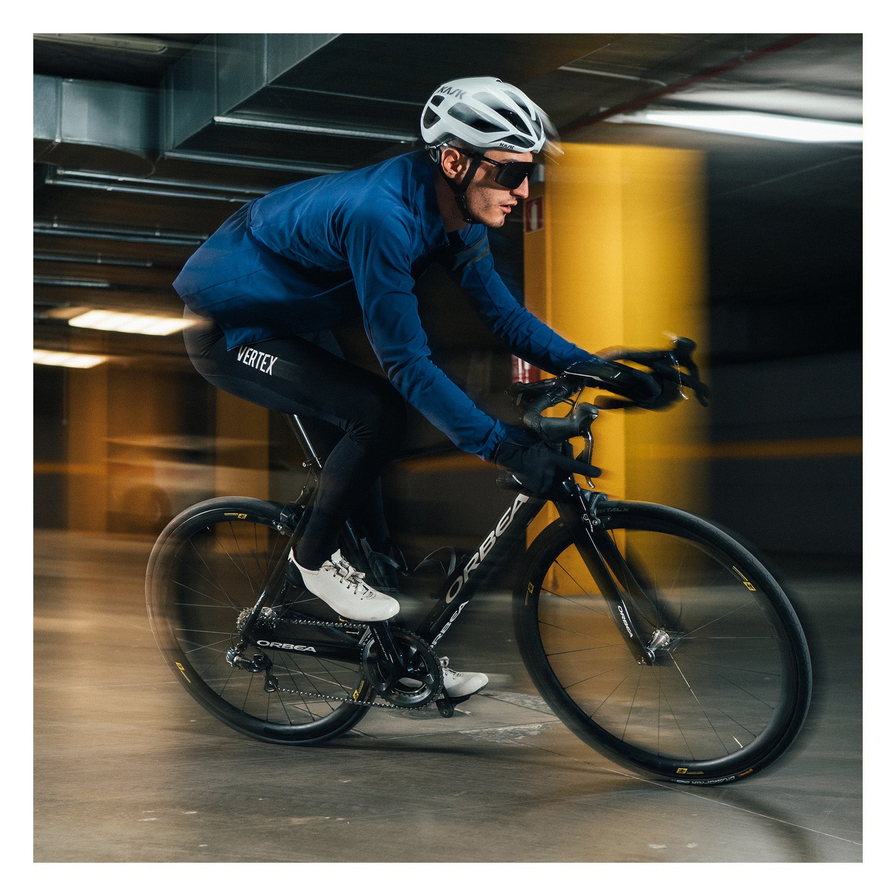 Essence Winter Tights – Vertex London