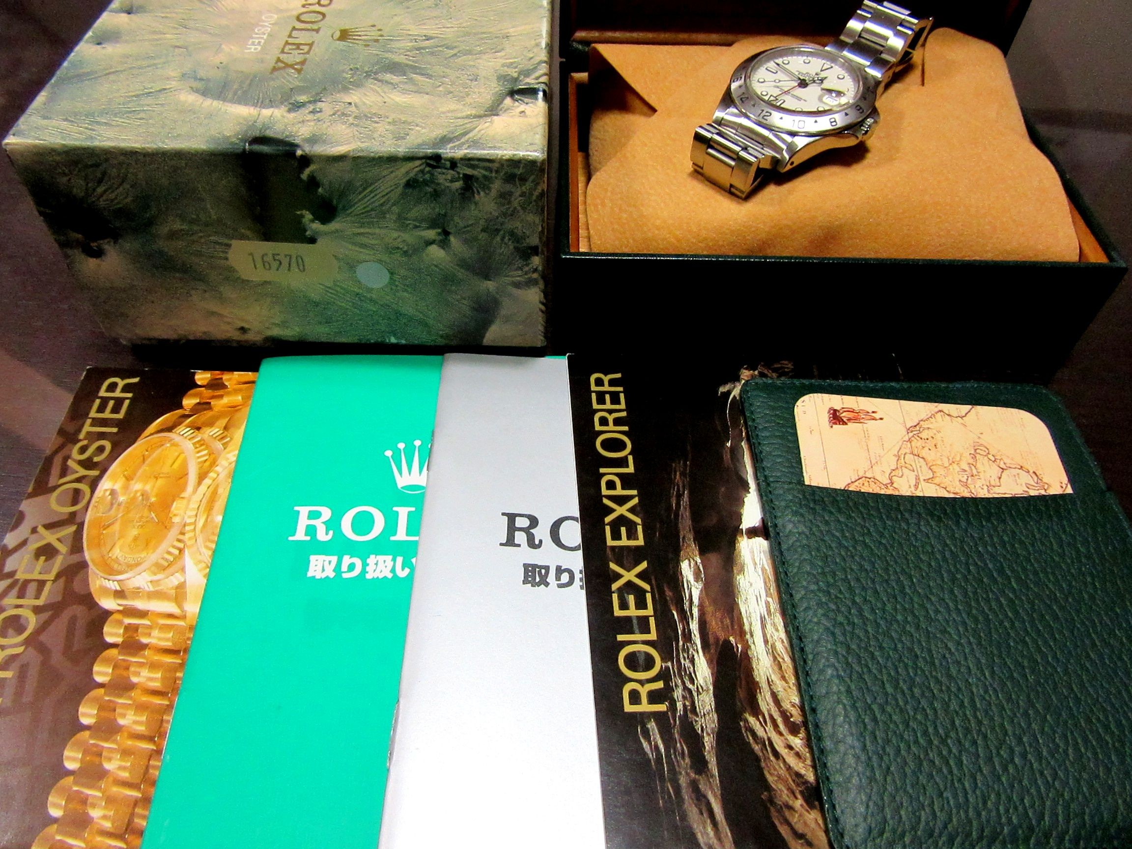 ロレックス（ROLEX） ”希少アイボリー文字盤” エクスプローラーII Ref