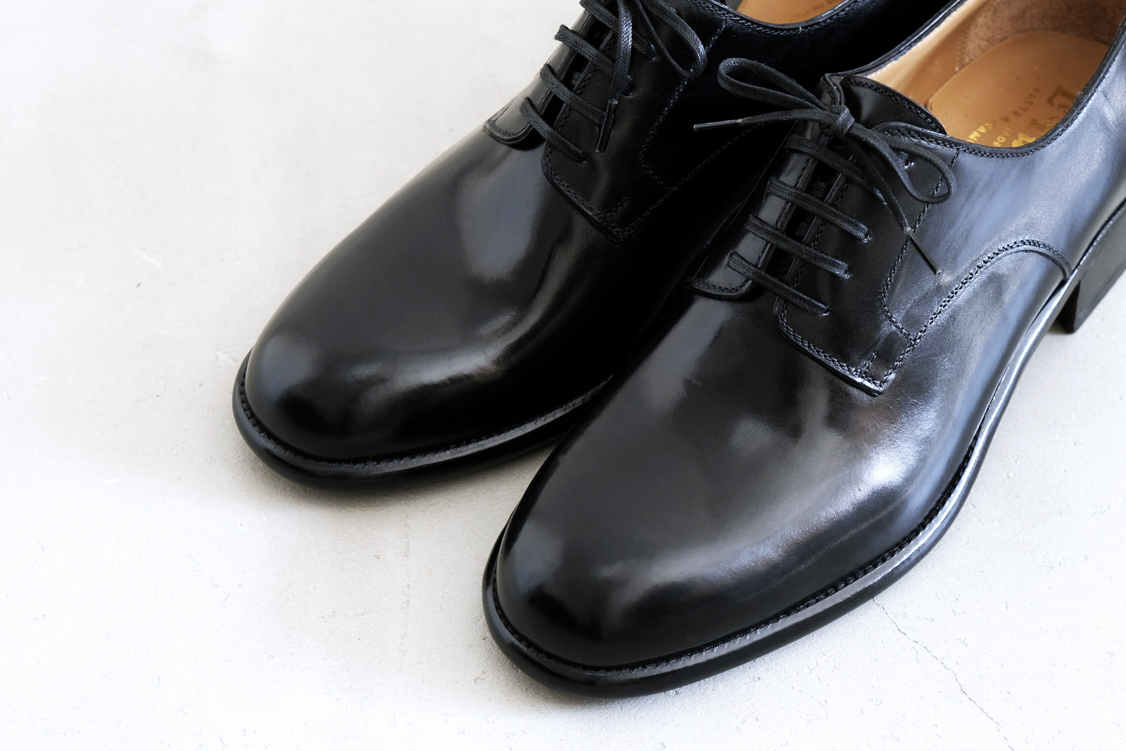 PLANE TOE SHOES - WUNDER