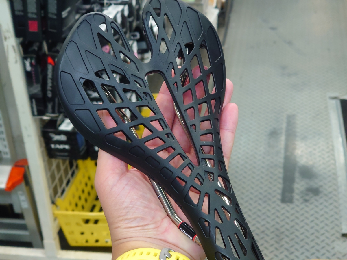 多くのおしりを魅了した伝説のサドル入荷しました！！ | 上野、御徒町