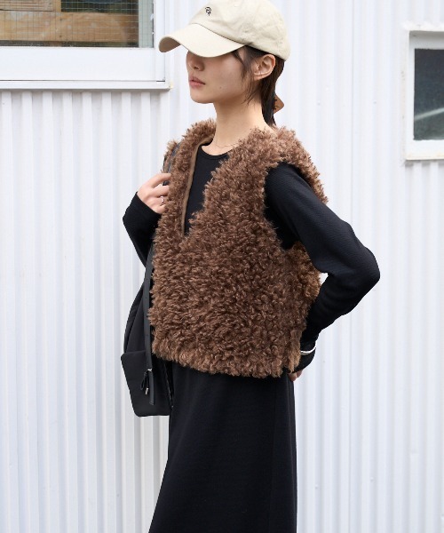 TRIANGLE PALETTE ベスト ジレ 前後2way プードルボアベスト