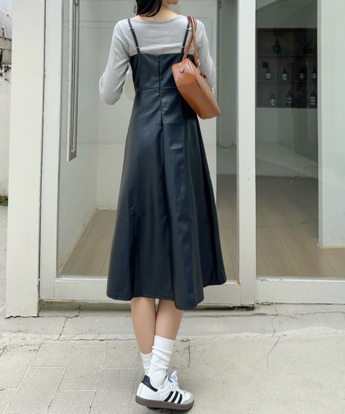 Ada. ワンピース フェイクレザー ビスチェライク デザイン キャミ