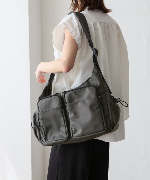 VitaFelice（ヴィータフェリーチェ） ショルダーバッグ 「13ポケット