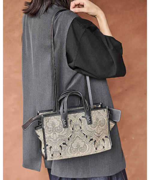 A VACATION（アヴァケーション） ショルダーバッグ バッグ 「A