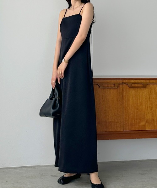 Louere（ルエレ） ワンピース 「選べる」バックストラップデザイン