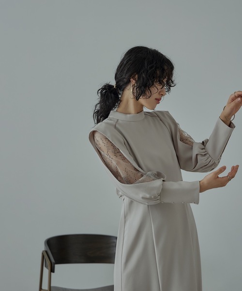 niana（ニアナ） ドレス スリーブスリット刺繍レースフレアドレス